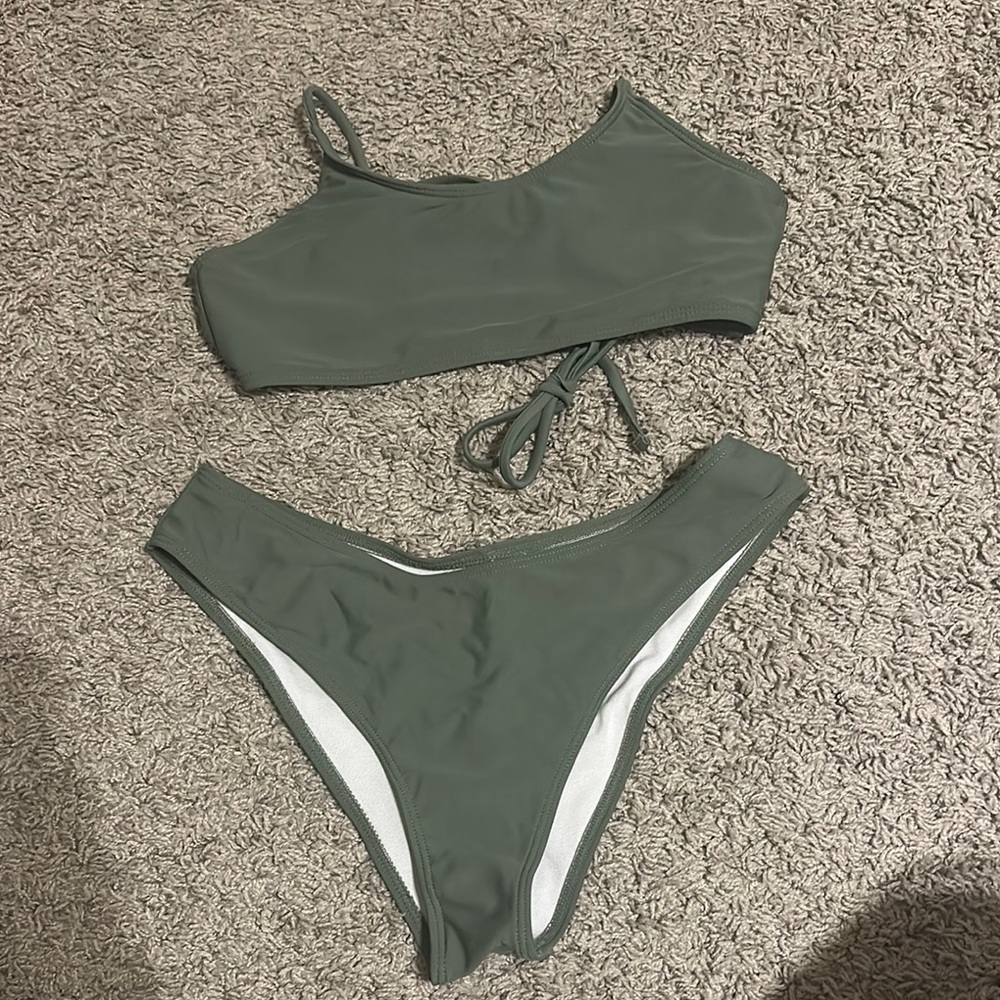 SHEIN Green Sporty One-Shoulder Bikini